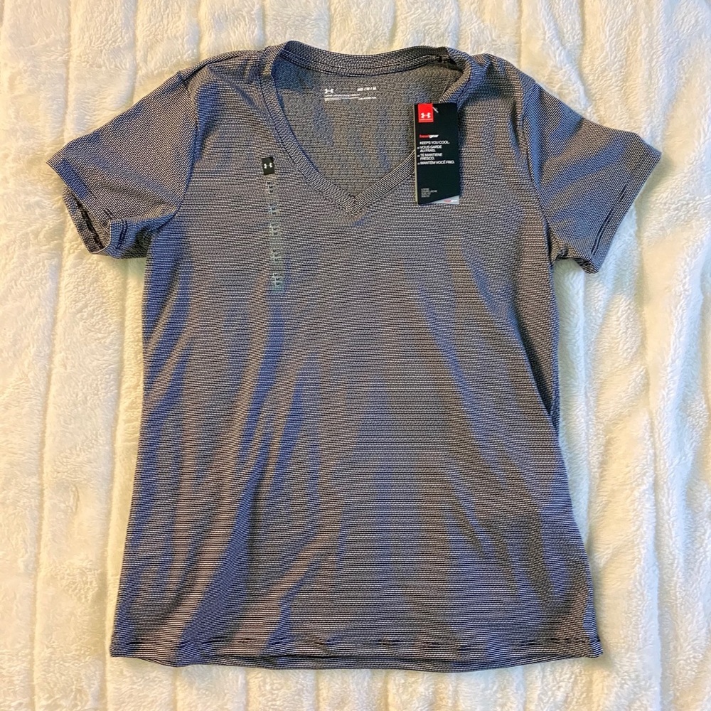 ✨Under Armour Workout Shirt